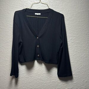 Cropped long sleeved